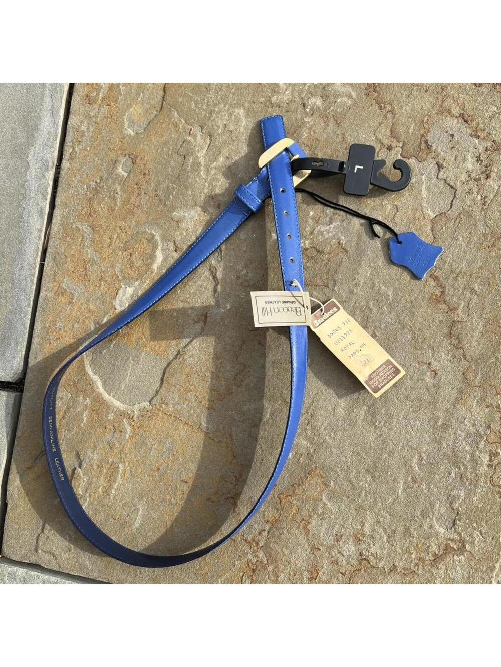Deadstock NWT Vintage 90s Blue Leather Thin Square Tip Belt